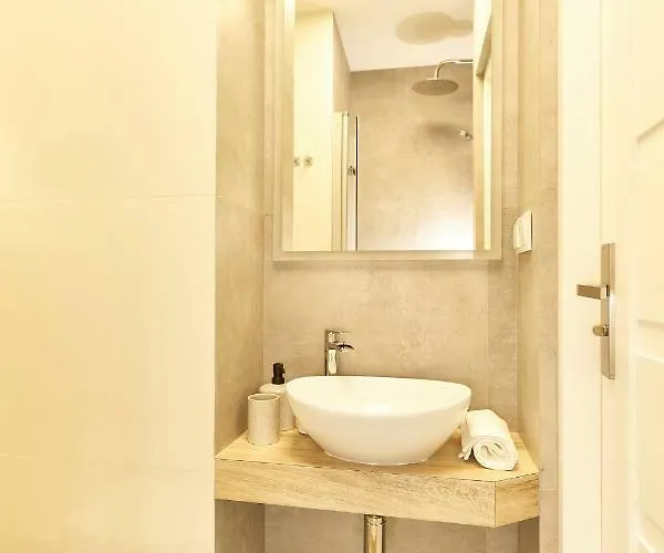 Hello Warsaw! Brand New Modern In The Center Warszawa